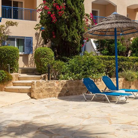 Regina Gardens Lovely Apartment Paphos Esterno foto