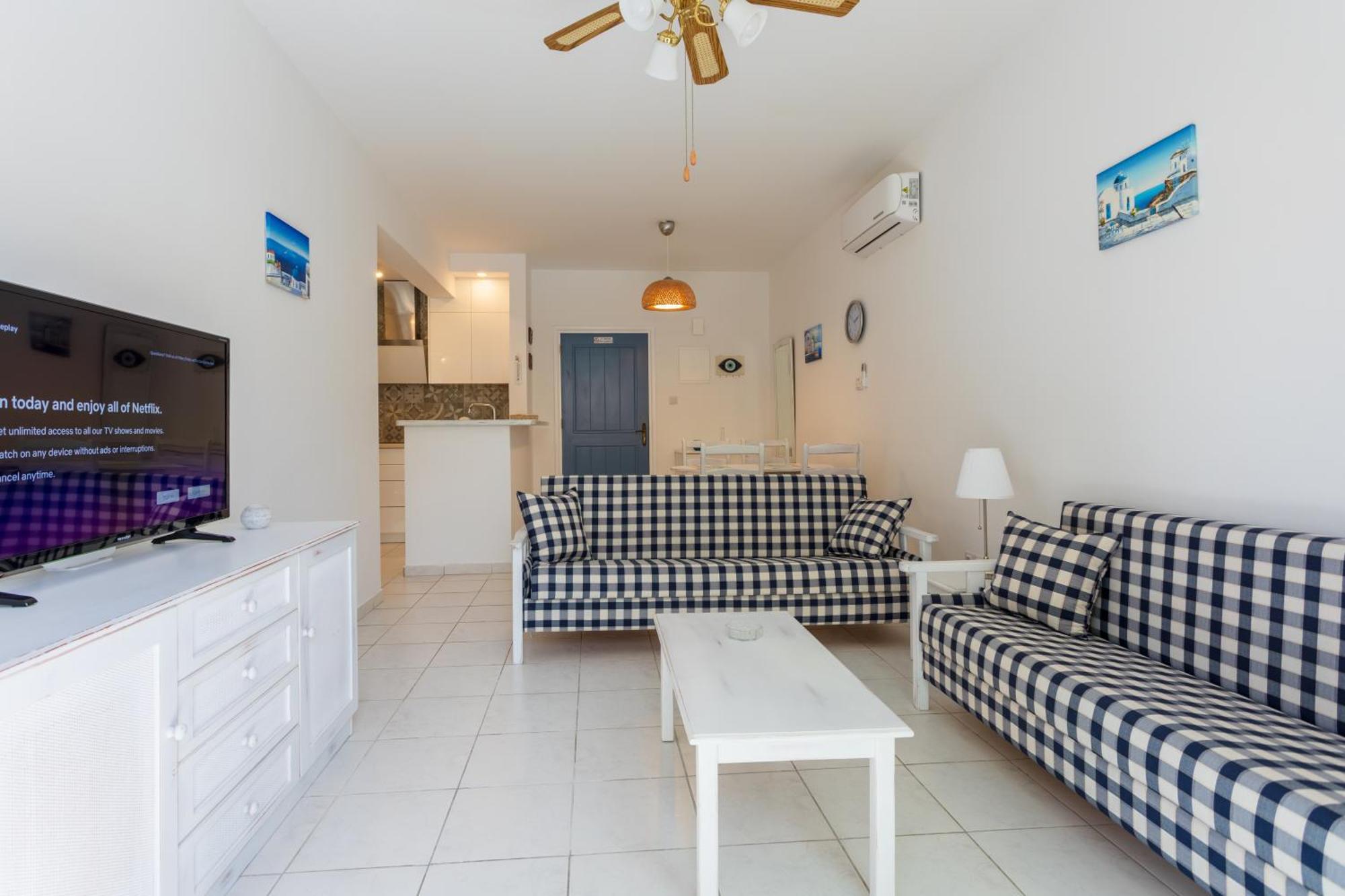 Regina Gardens Lovely Apartment Paphos Esterno foto