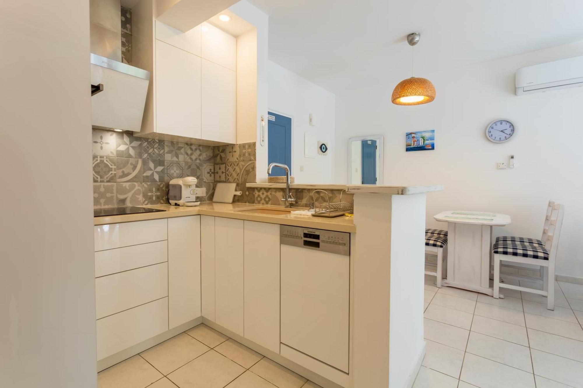 Regina Gardens Lovely Apartment Paphos Esterno foto