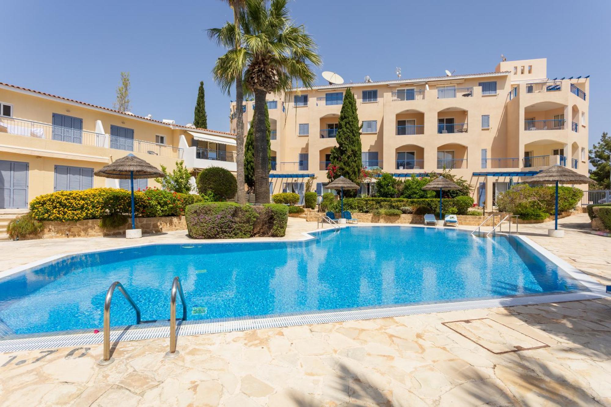 Regina Gardens Lovely Apartment Paphos Esterno foto