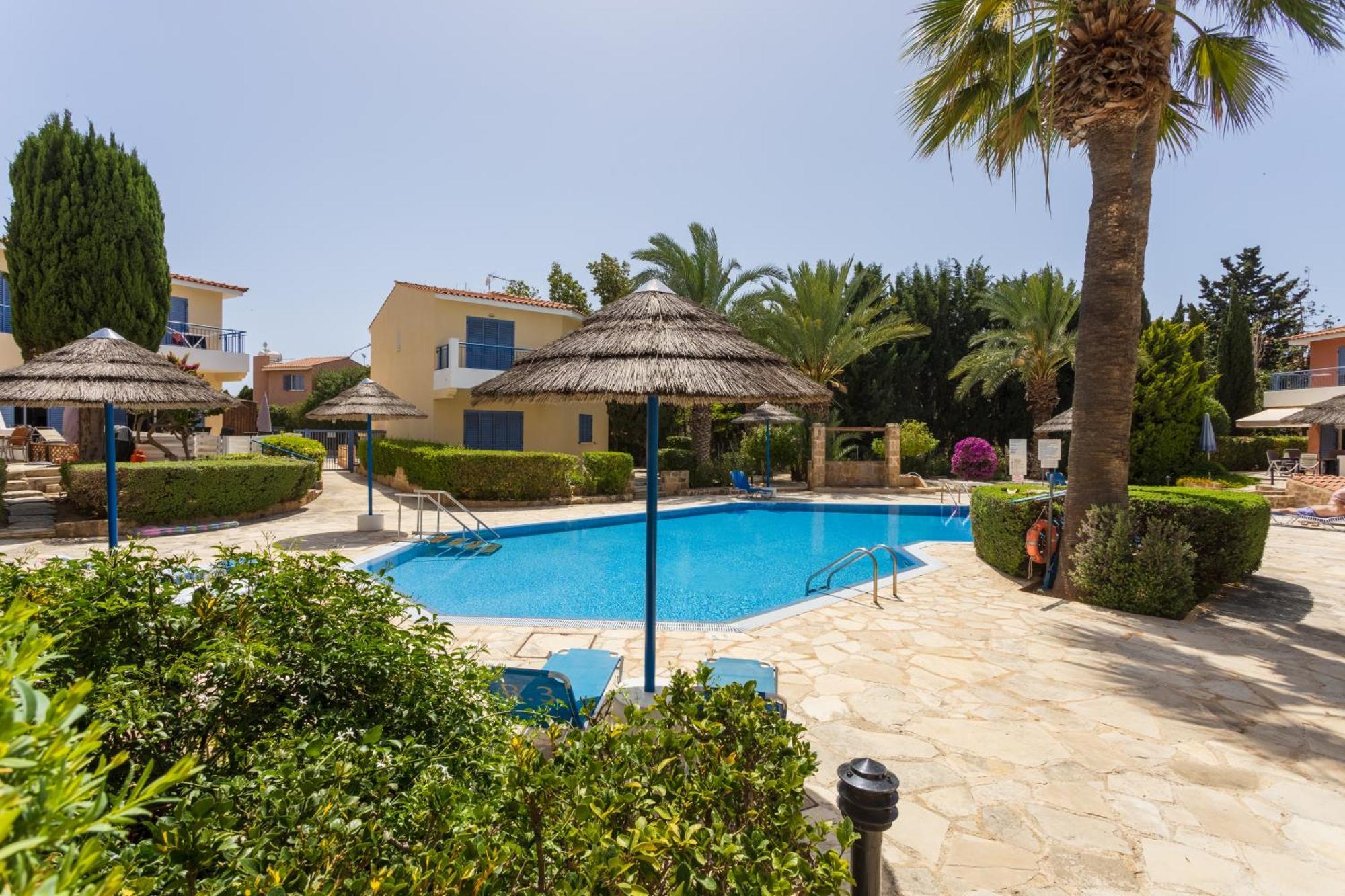 Regina Gardens Lovely Apartment Paphos Esterno foto