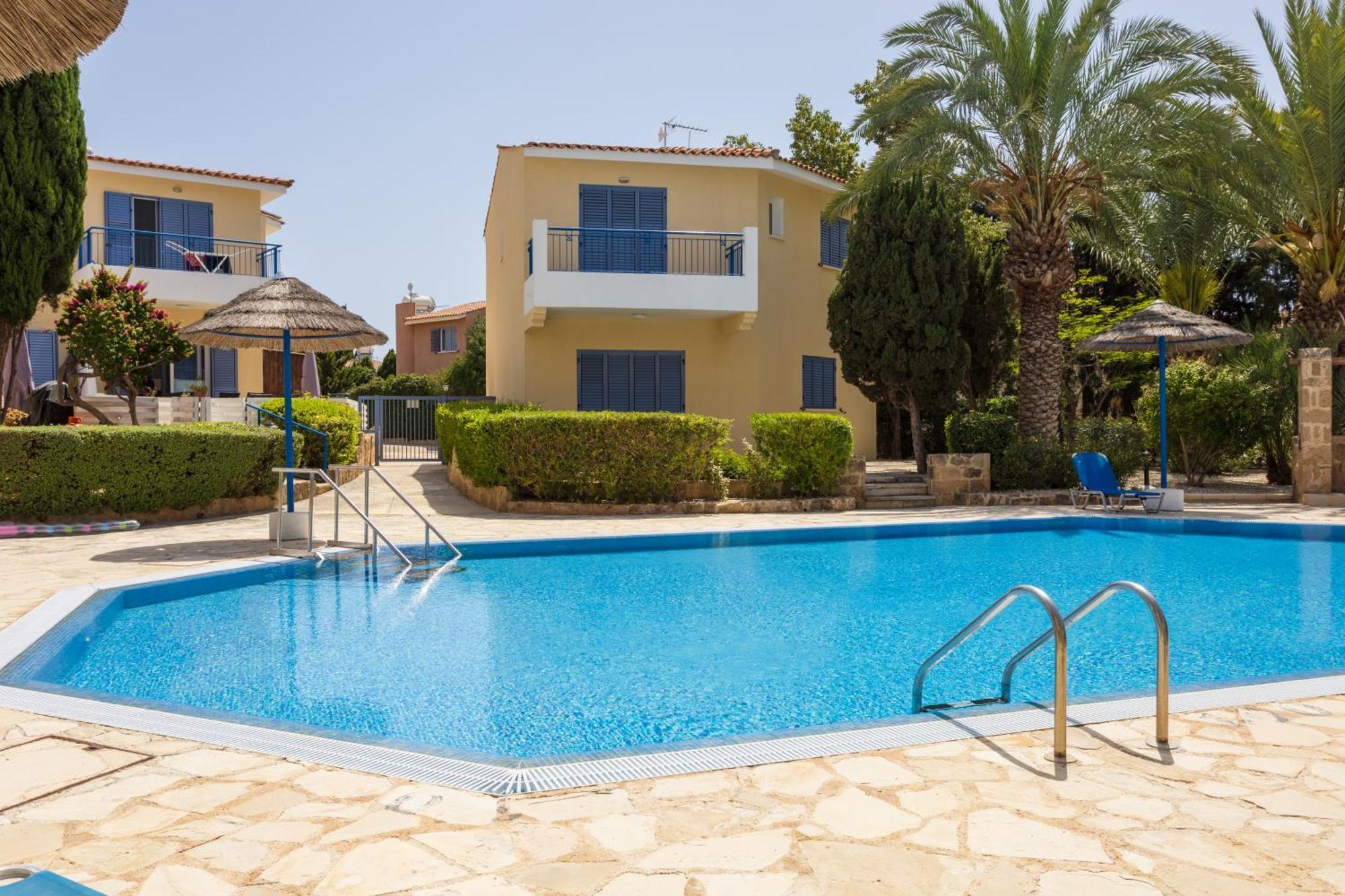 Regina Gardens Lovely Apartment Paphos Esterno foto